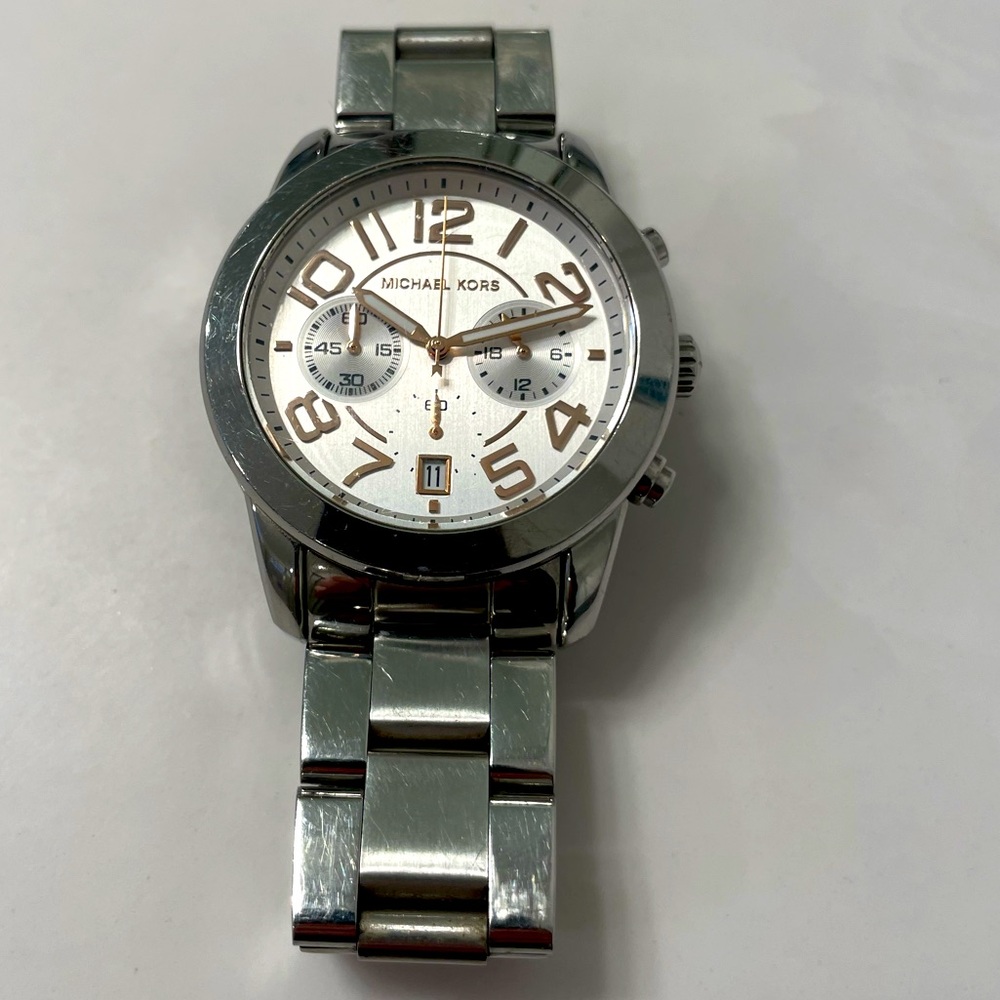 Michael Kors Women’s MK-5725 SS Watch